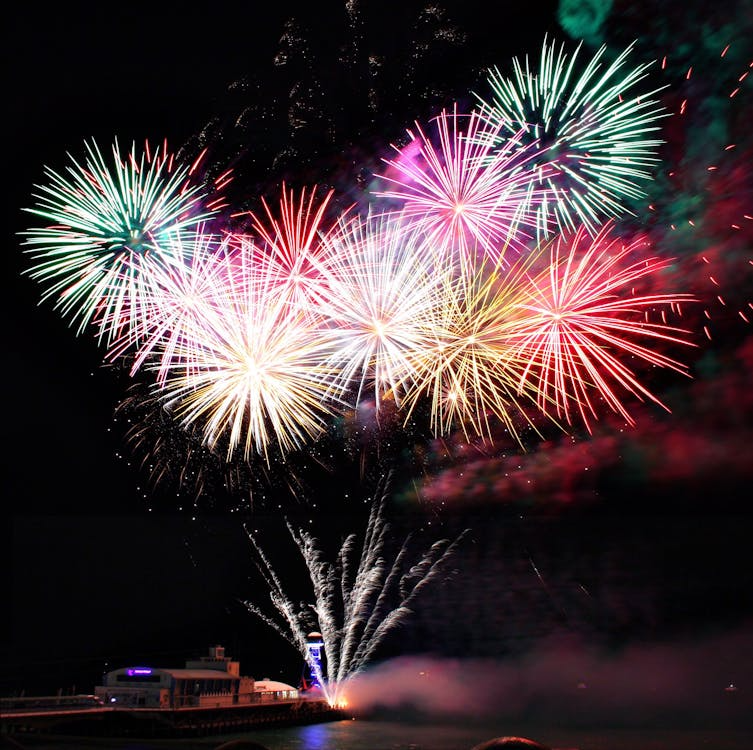 An image of Fourth of July fireworks in Broken Bow